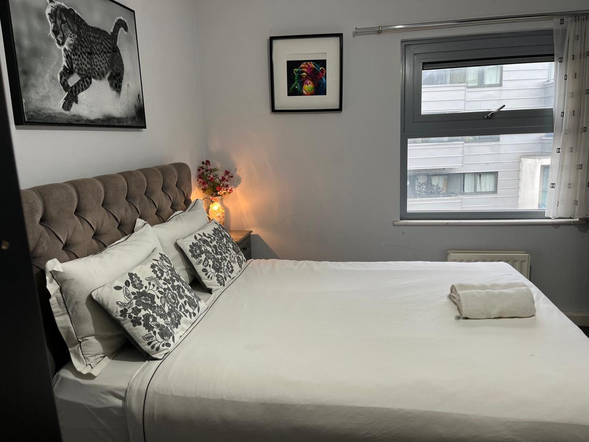 London Luxury Holiday Home B Bagian luar foto